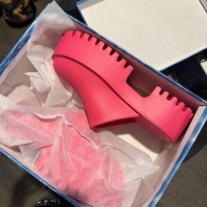Jeffrey Campbell cloggers